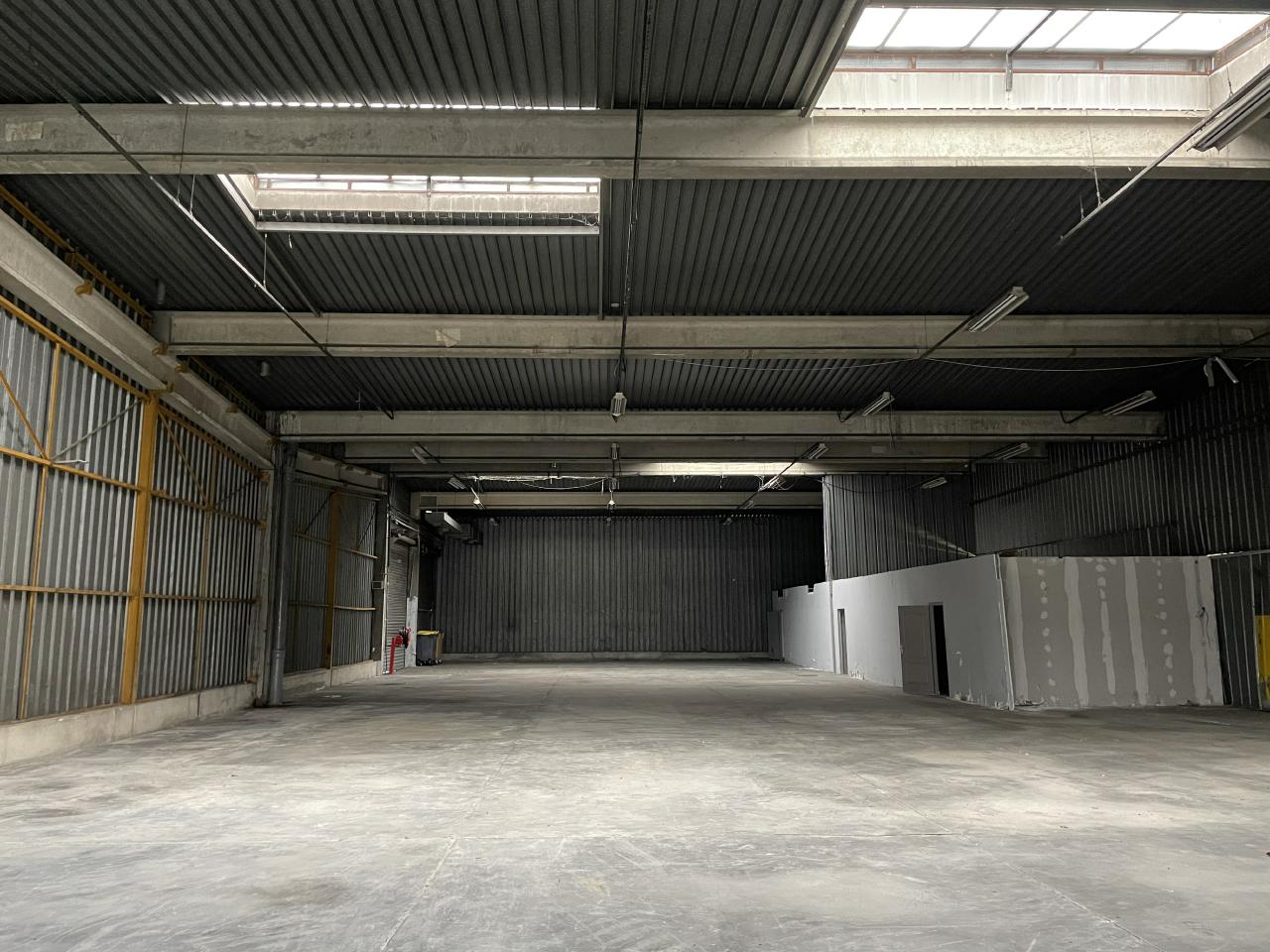 Local d'activité Sotteville-lès-Rouen 865m² Location local d'activité Sotteville-lès-Rouen Seine-Maritime OLACT2421352 3